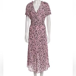 Beautiful 100% silk pink dress from Maje